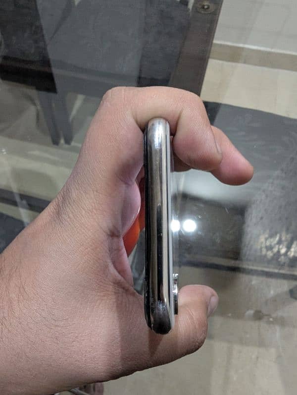 iPhone X 256gb PTA Approved 4