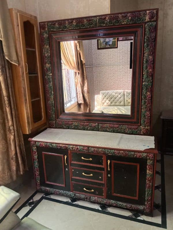 bed set with side table and dressing table 1