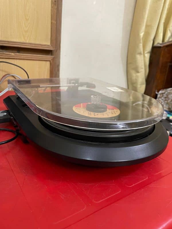 ION Records Player with Digital Remote Controled Insignia Speakers 1