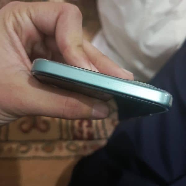Infinix hot 50 8/ 128 5