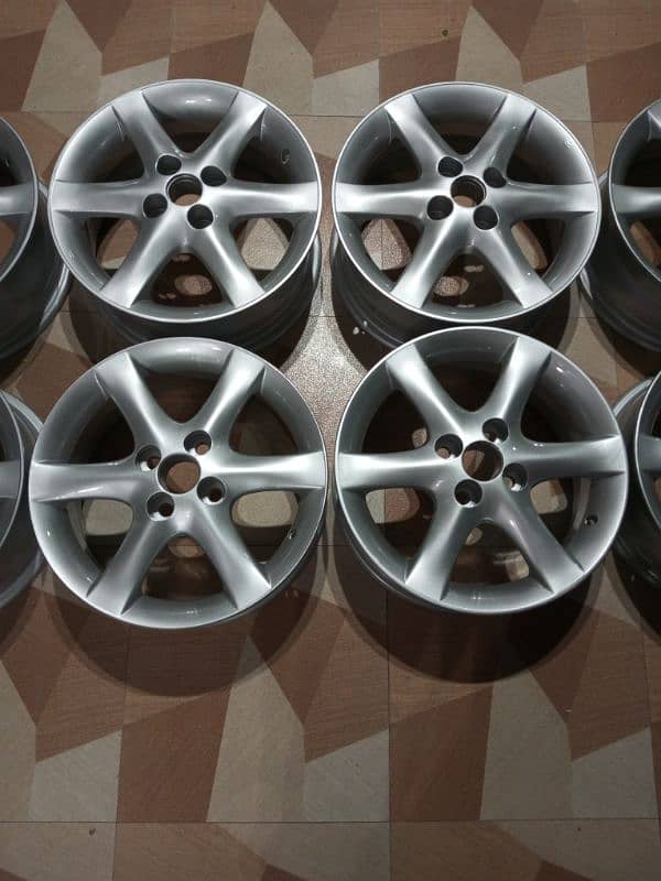 Toyota Original 15 inch Alloy Rims 4
