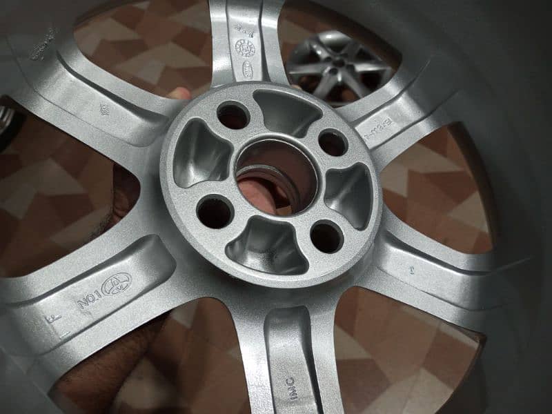 Toyota Original 15 inch Alloy Rims 6