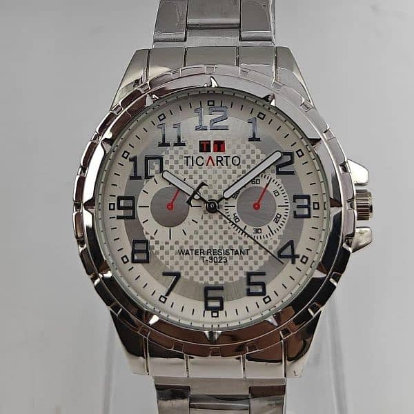 High Quality Stailnless Steel Watch for Sale 1