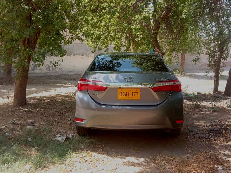 Toyota Corolla Altis Grande 13
