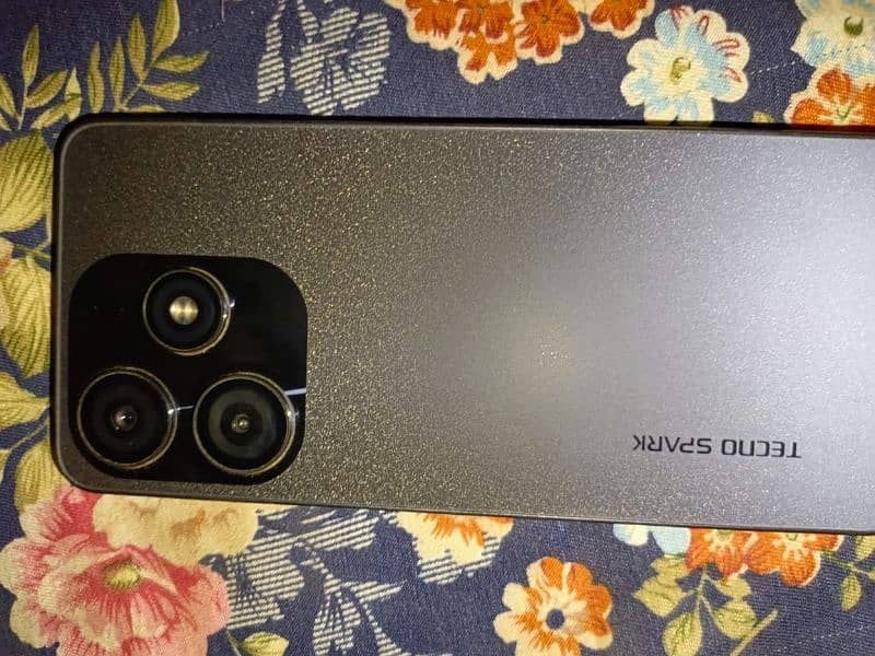 TECNO SPARK 10 PRO 8/128 5