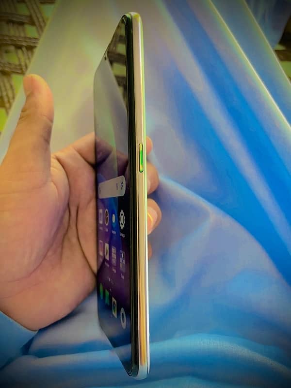 Oppo f11 03119405256 1