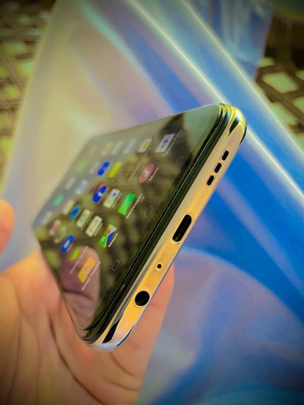 Oppo f11 03119405256 4