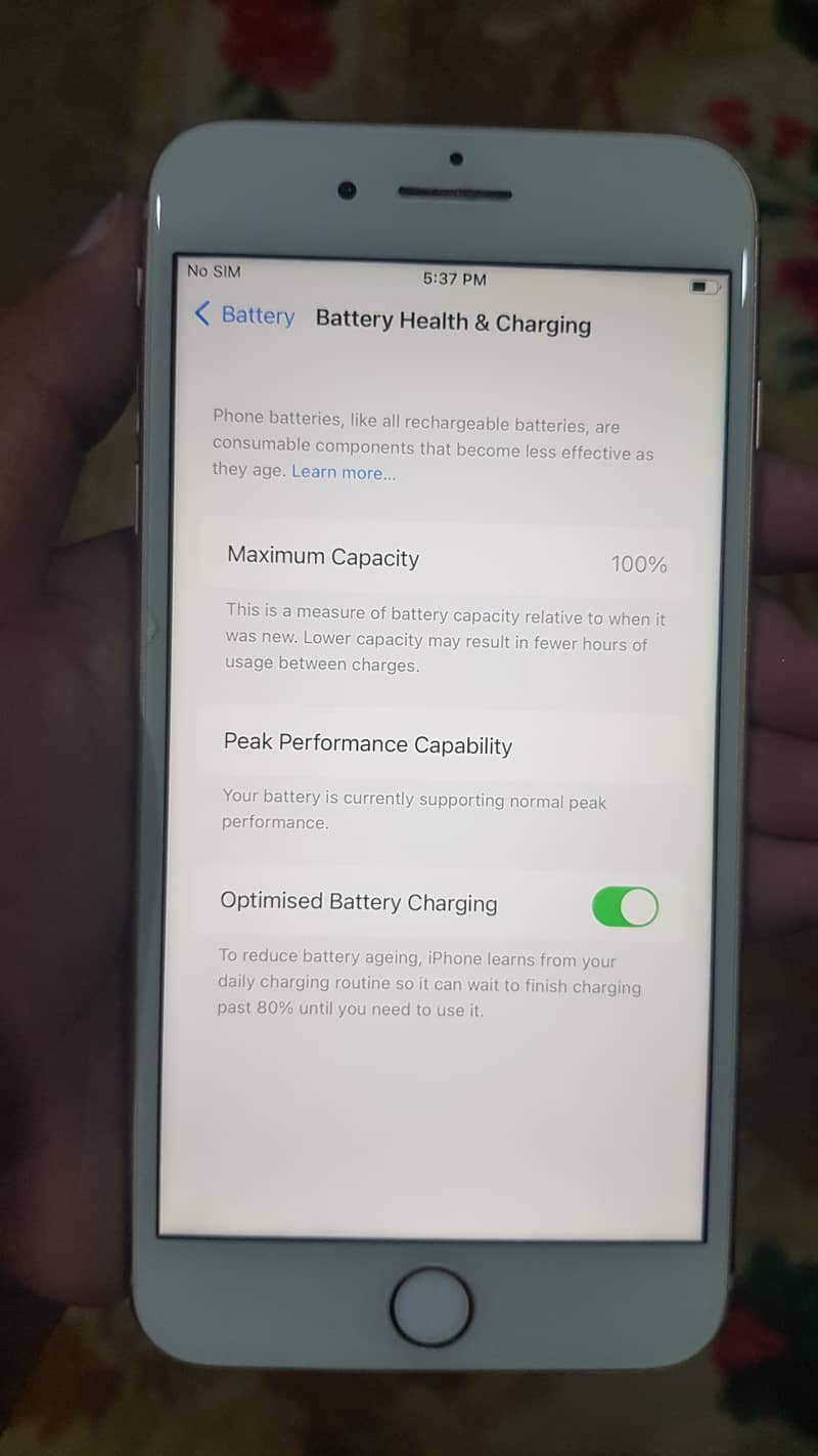 Apple iPhone 8 Plus 4