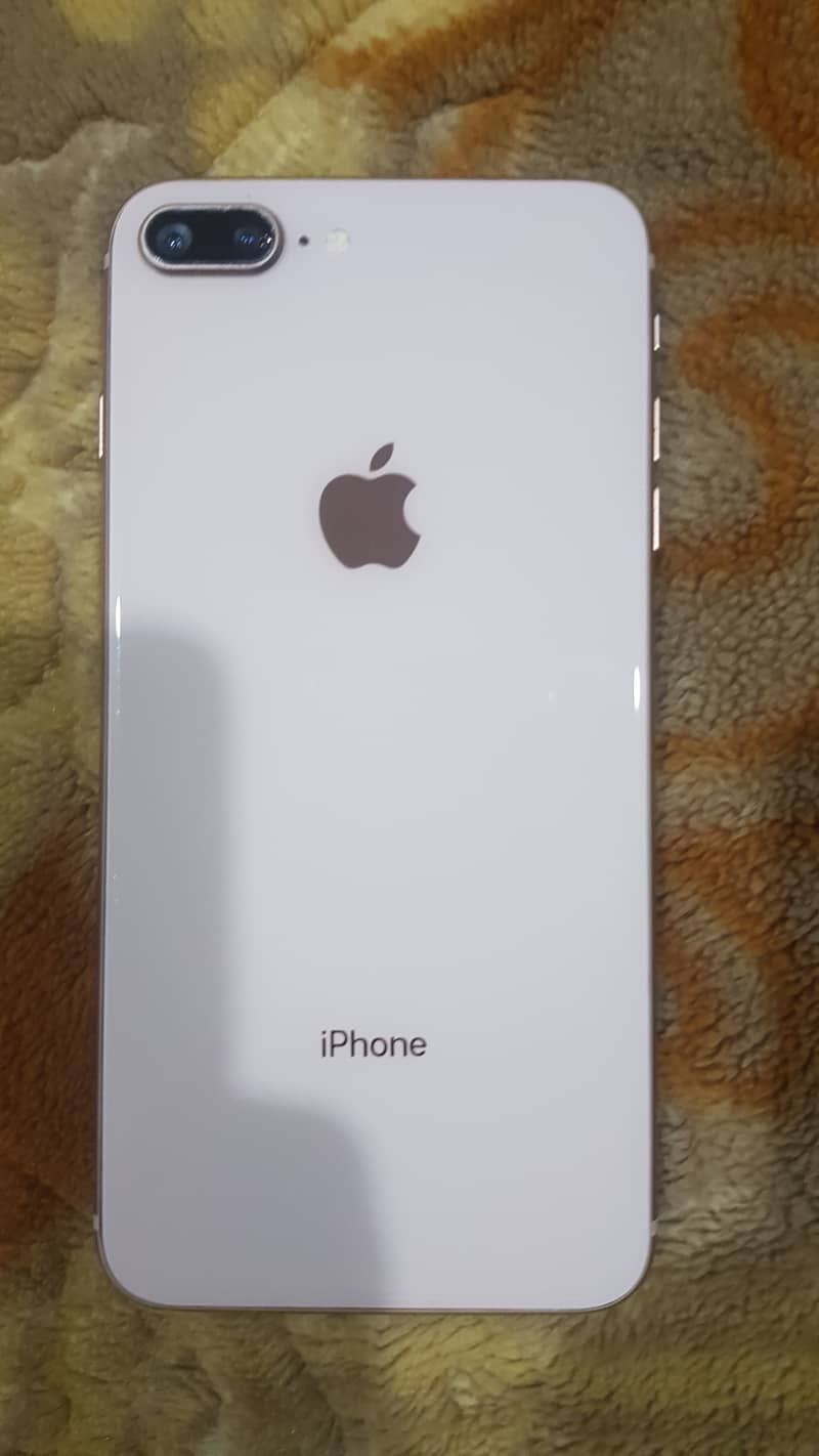 Apple iPhone 8 Plus 9