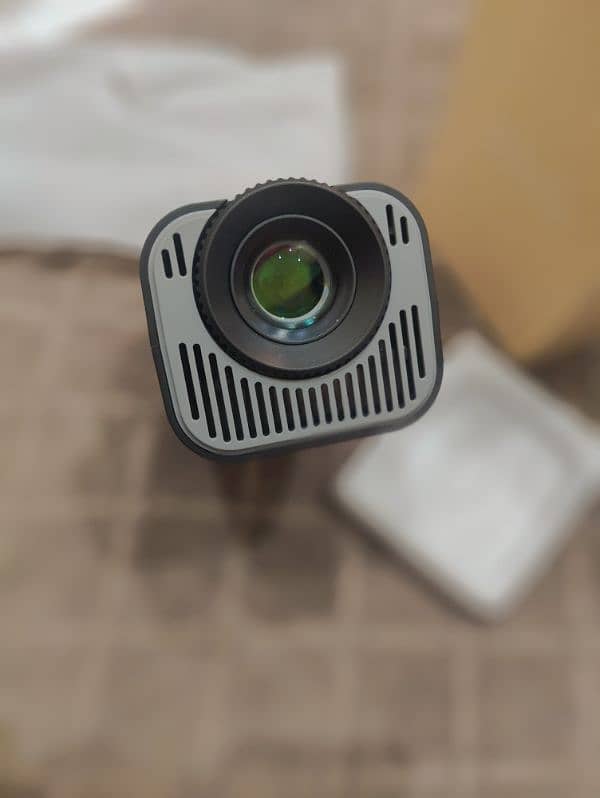 Magcubic Hy320 4k Android projector 6