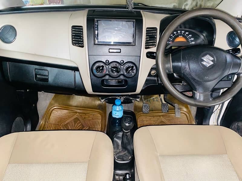 Suzuki Wagon R 2018 10