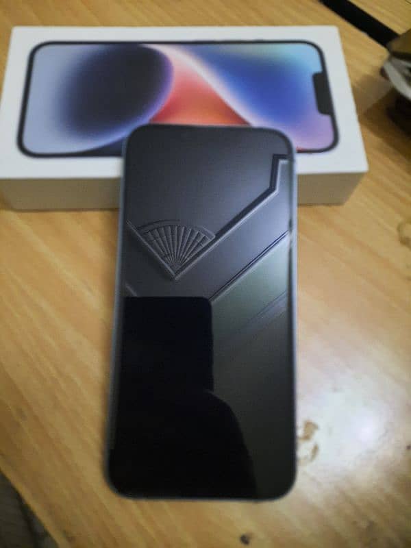 Iphone 14/ 100% new with box plus accessories/ 128gb 3