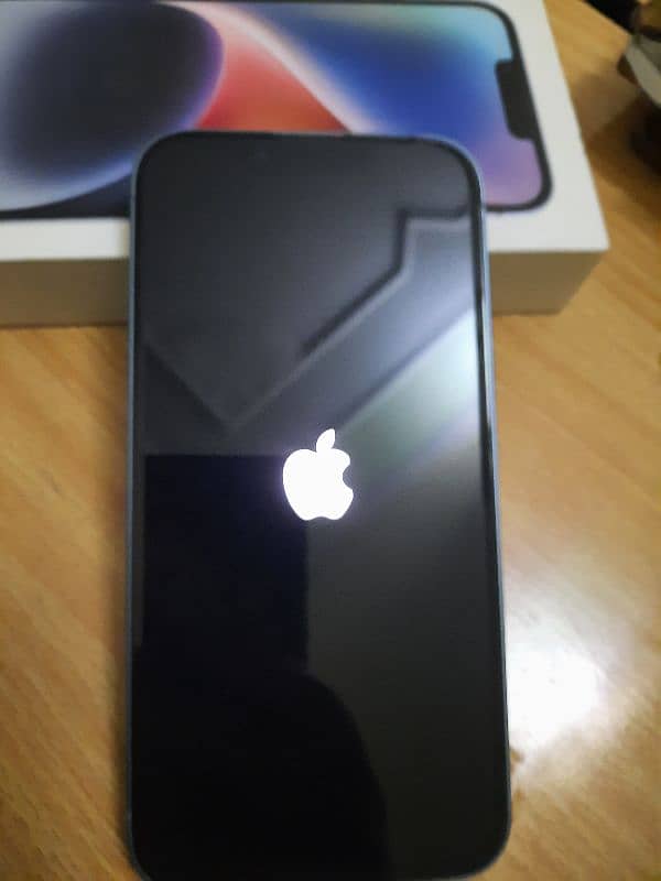 Iphone 14/ 100% new with box plus accessories/ 128gb 4