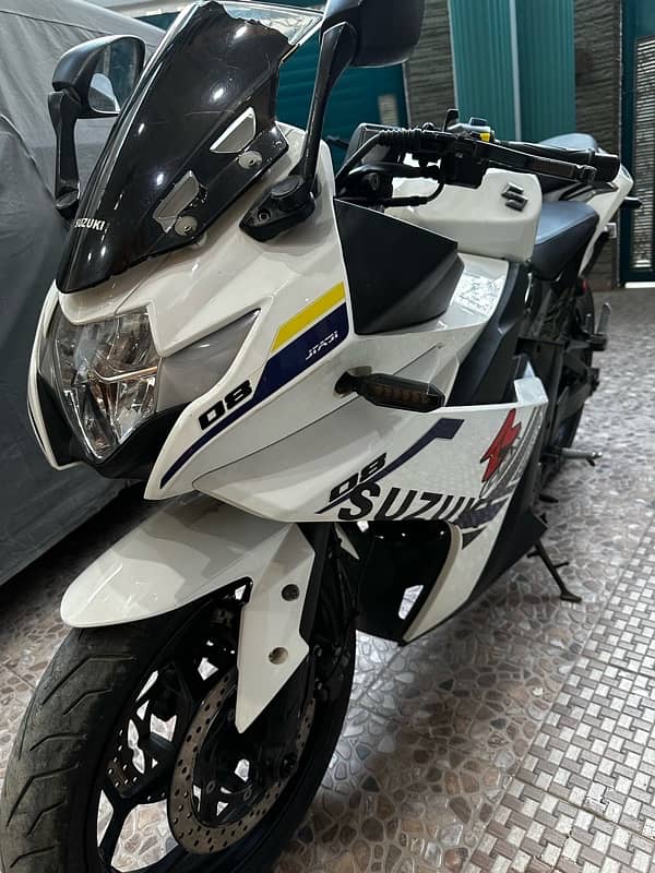 Suzuki GXR 400CC 0