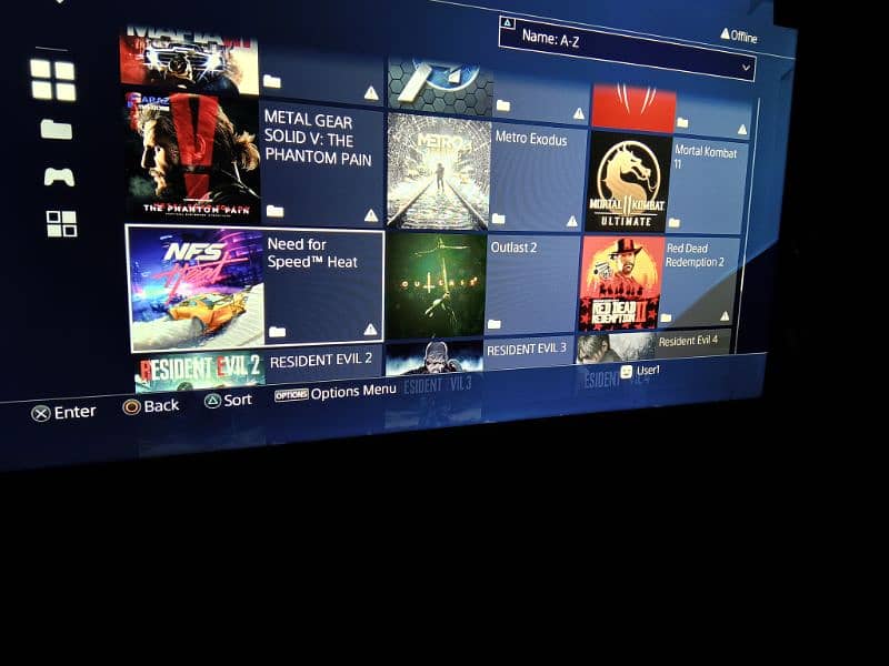 PS4 Pro Glacier with HDD 11