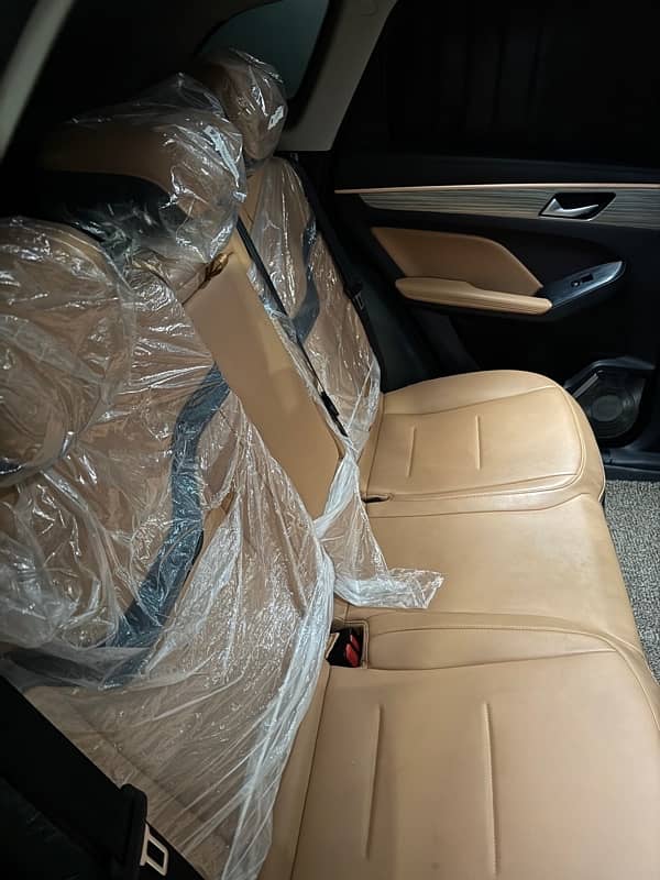 Haval Jolion 1.5T 11