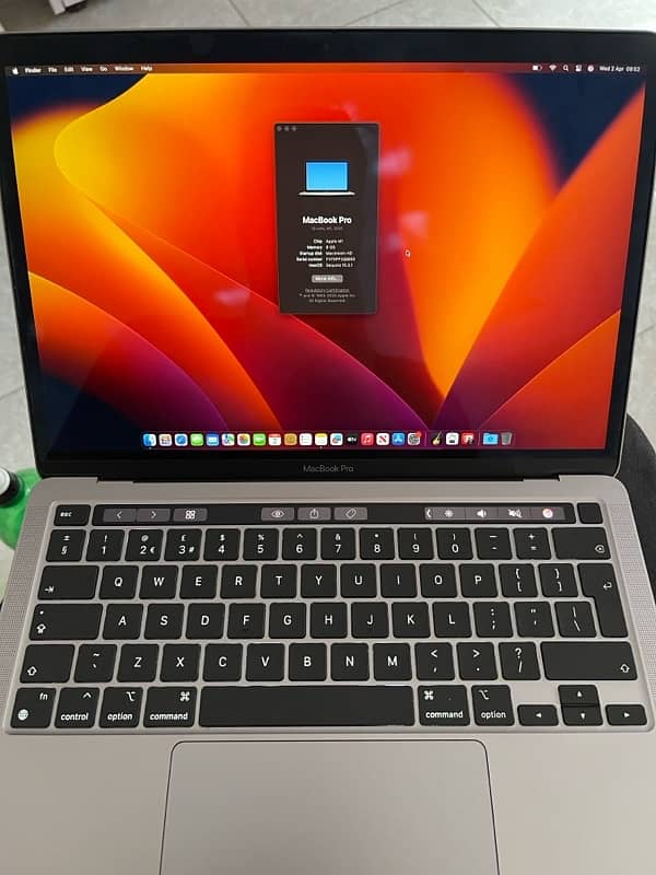 Macbook pro m1 13.3 inch 2020 3