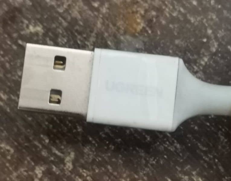 Iphone and Ipad u Green charging 1.5meter cable  for sale. 2