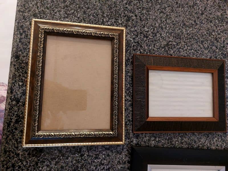 different types items decor  very good and imported 6