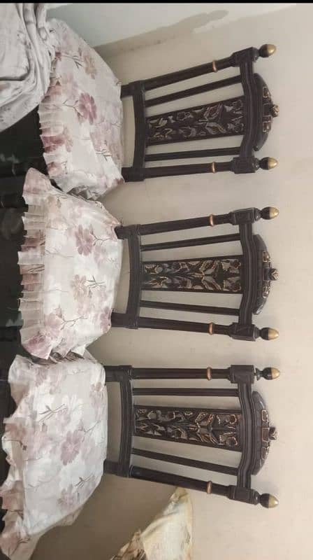 Dinning Table 0