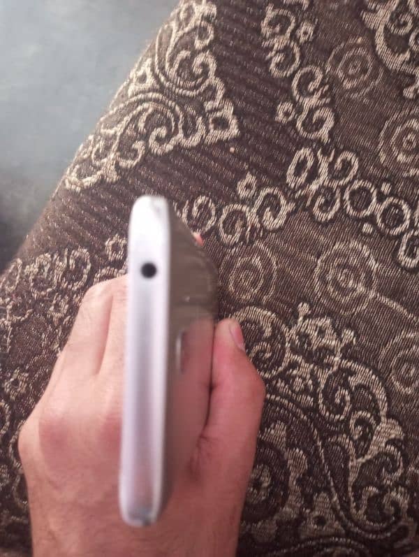 pta approved Samsung galaxy grand prime pro with good condition 4