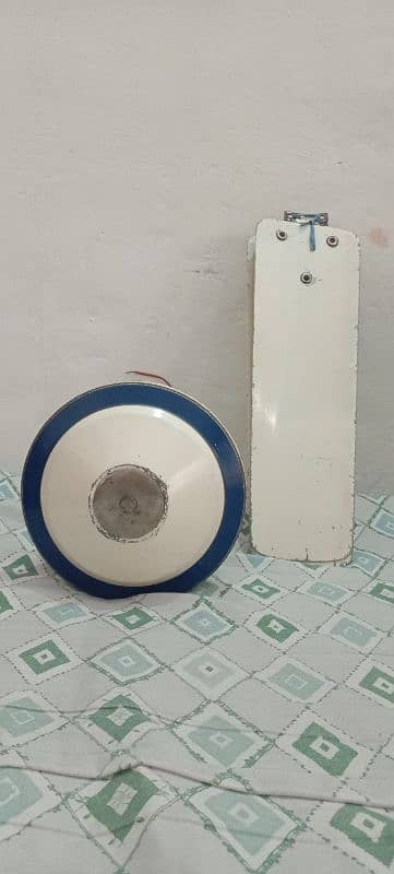famous fan chalo halat ok condition best price 0
