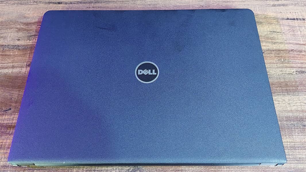 Dell Vostro 3468 Intel Core i7 7th Generation 8/160 Graphic Card 4gb 12