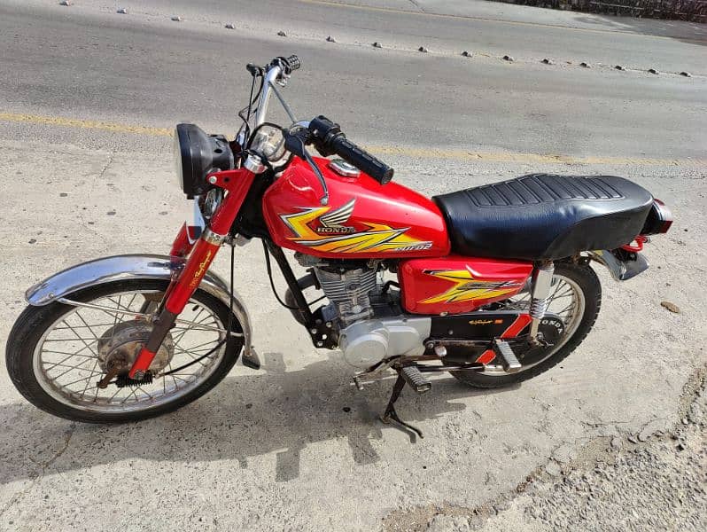 Honda CG 125 (2014) model Excellent Condition. . . 2