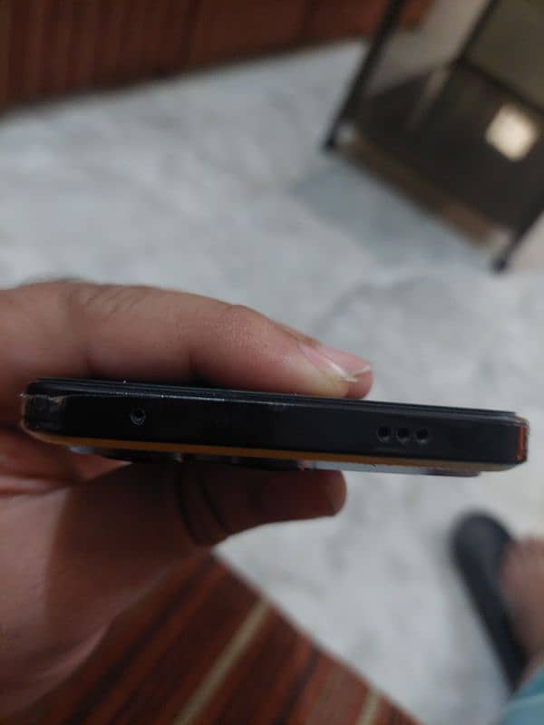 Xiaomi POCO X6 PRO (12-512) 3