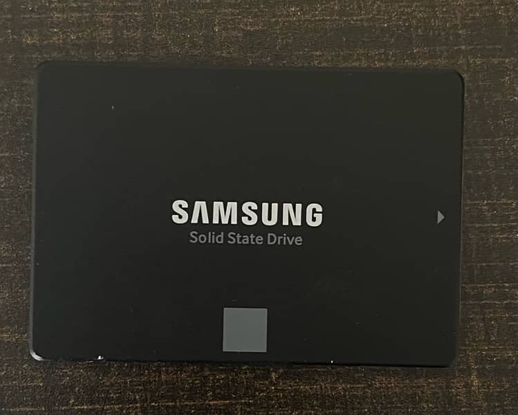 SAMSUNG SSD 1 TB 0