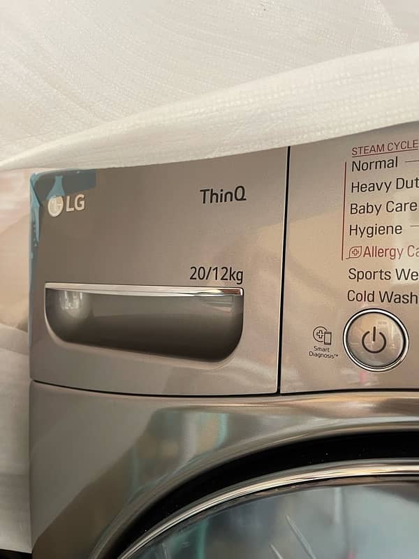 LG 20kg / 12kg brand new front load washing machine 3