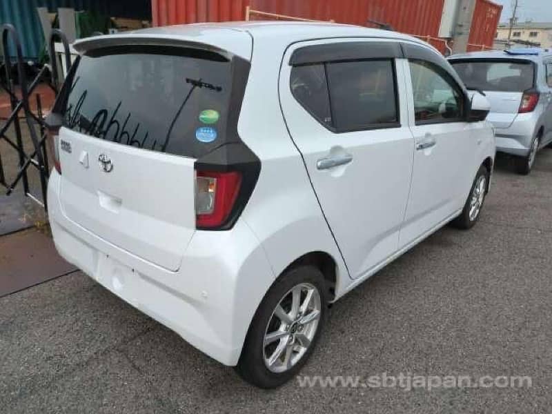 Toyota Pixis Epoch 2021 10