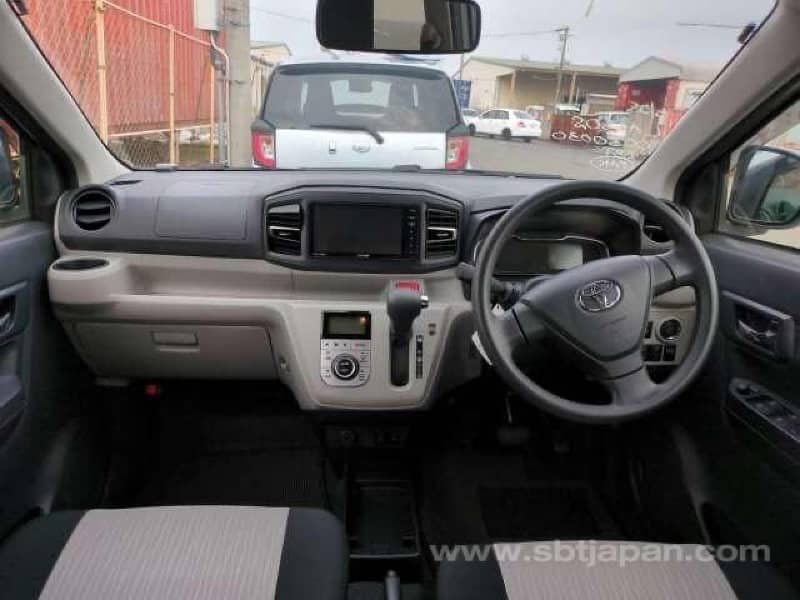Toyota Pixis Epoch 2021 13