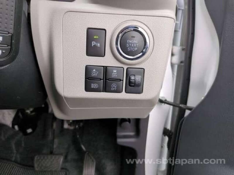 Toyota Pixis Epoch 2021 16