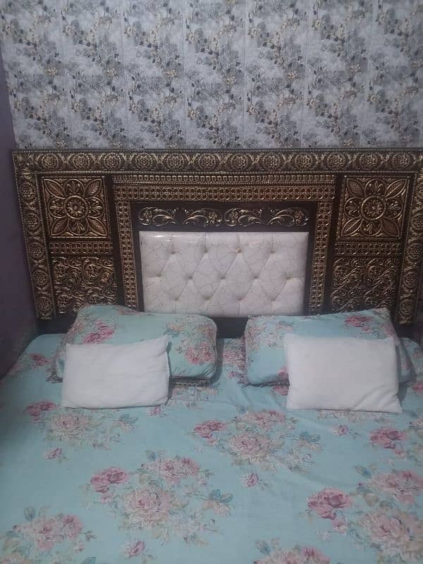 Double bed with mattress for sale 2