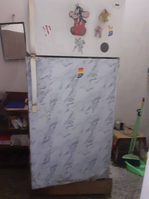 refrigerator 0