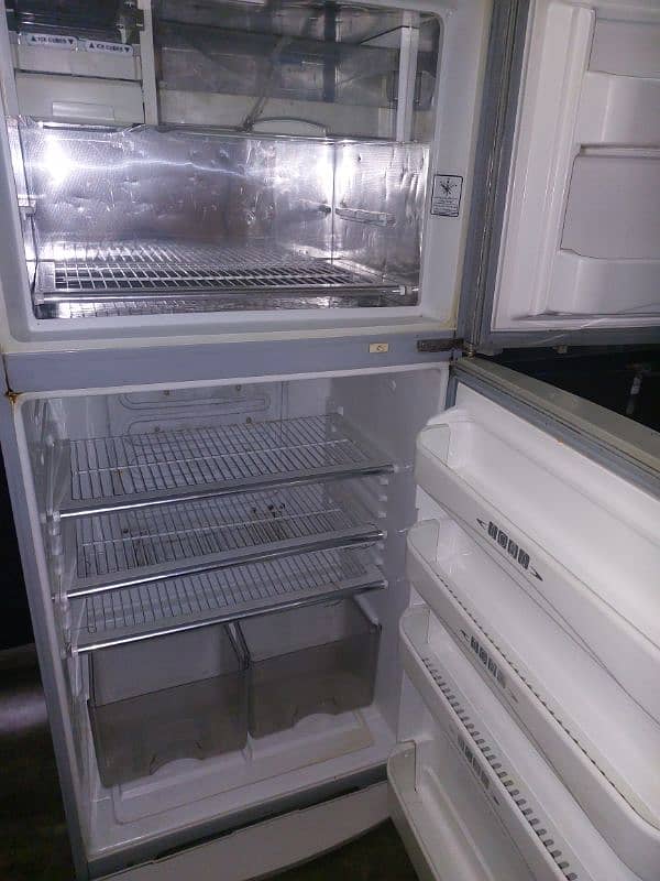 dawlance refrigerator 1