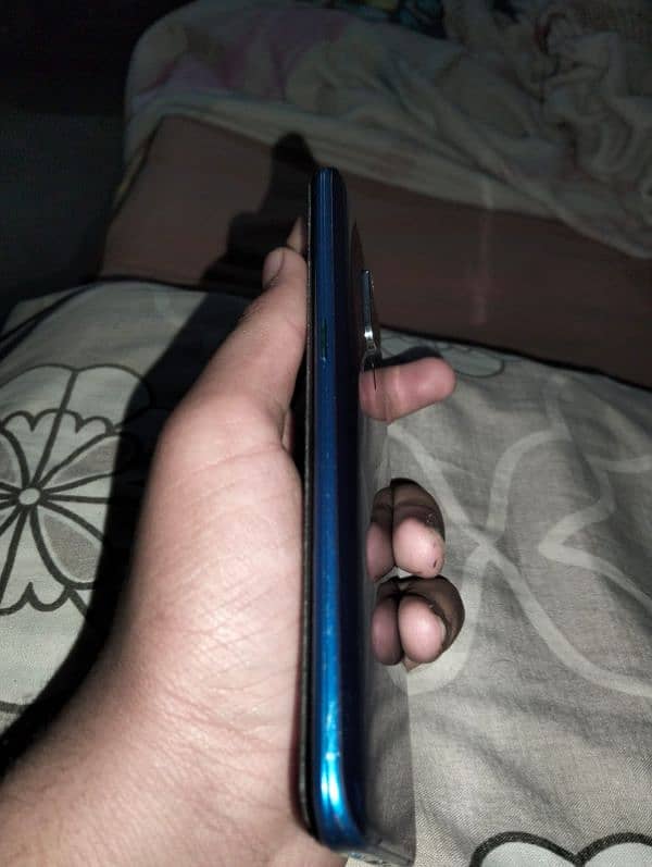 oppo a9 2020 8+5 ram 128 rom 7