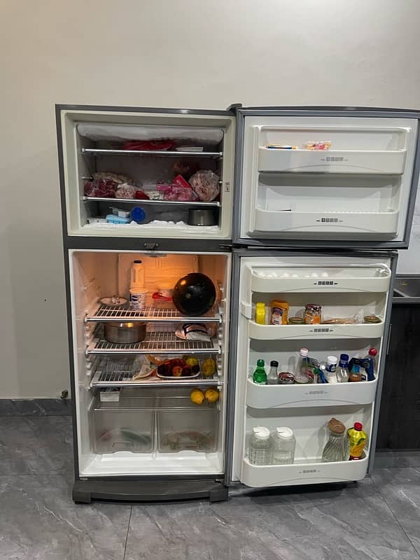 Dawlance Refrigerator Big size 2