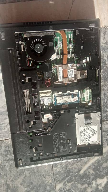 Hp probook i5 2 genratin good condition 4 gb ram laptop windows 10 for 2