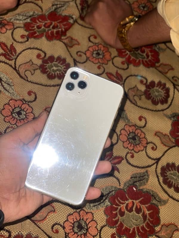 IPhone 11 Pro Max PTA approved 3