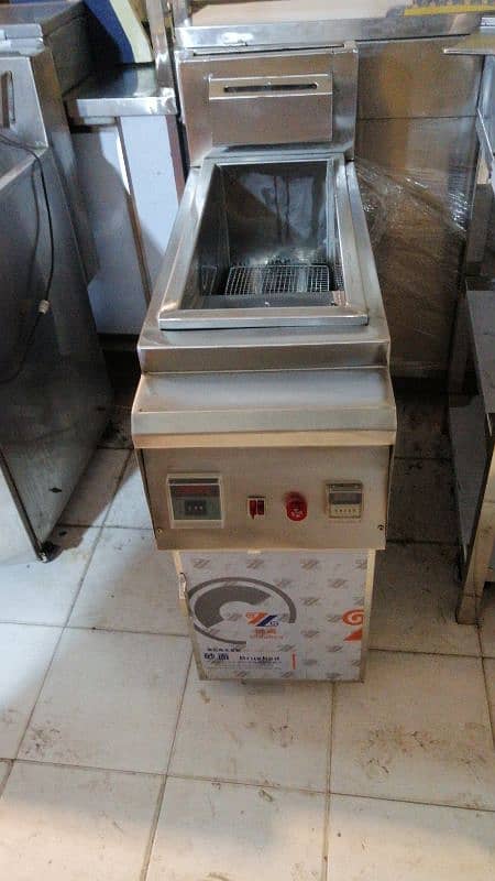 Fryer Gasro conveyor oven fast food complate machinery 0