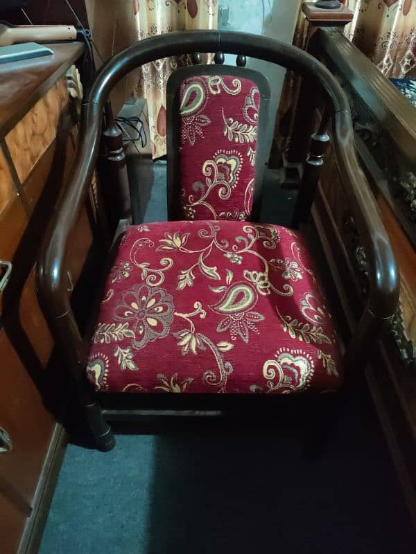 4 posish chairs 3