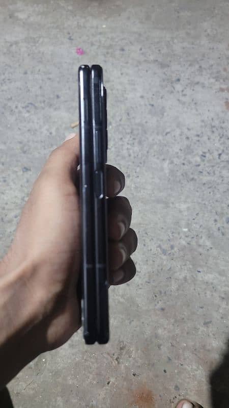 Samsung Galaxy Fold 3 512gb 7