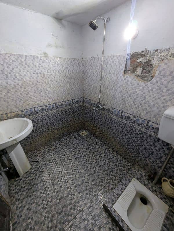 Boys Hostel - Shared Rooms 9
