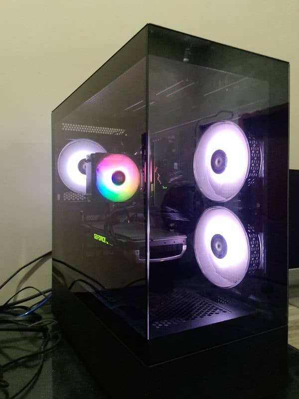Ryzen 5 5600 gaming PC *Almost New with box* (still in warrenty) 0