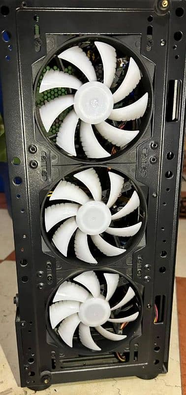 Urgent Sale Gaming PC , rx 580 with i5 3.40ghz, 3