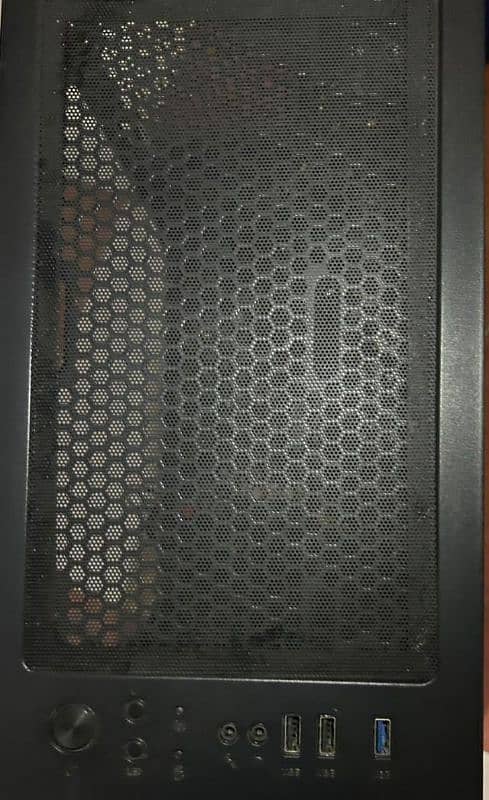 Urgent Sale Gaming PC , rx 580 with i5 3.40ghz, 4