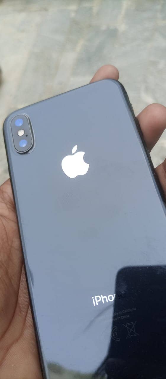 Apple iPhone X 5