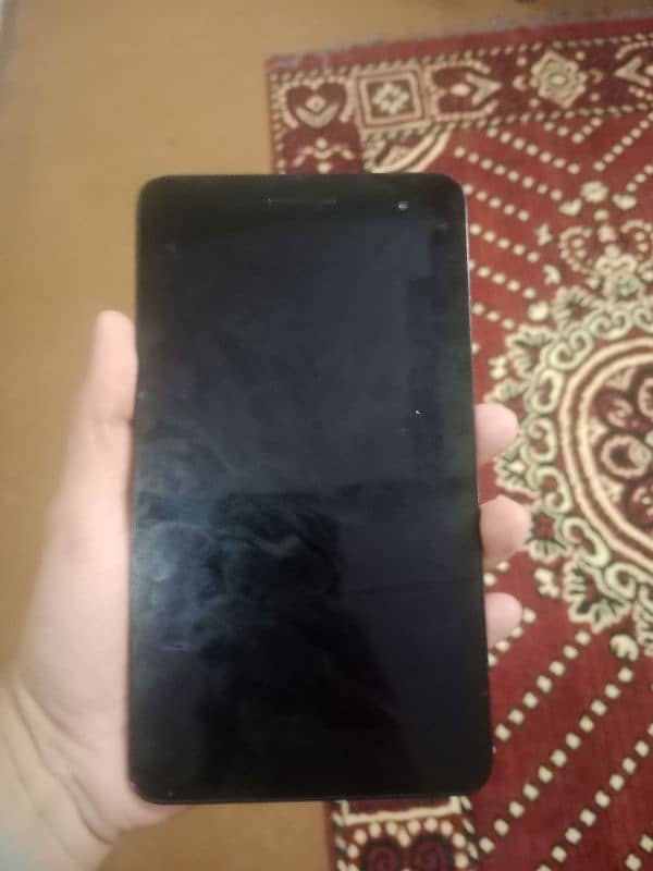 HUAWIE TABLET 1GB RAM AND 8GB STORAG BEST FOR CHILDREN CONDITION IS OK 2